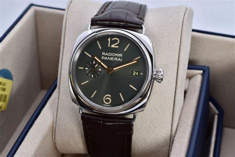 panerai radiomir vs|radiomir quaranta review.